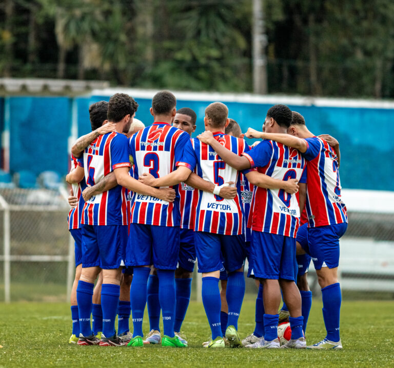 Friburguense perde por 3 a 1 para o São Cristóvão e se isola na lanterna