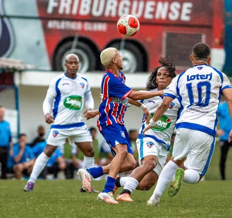 Friburguense perde para o Niteroiense e se complica na luta contra o rebaixamento